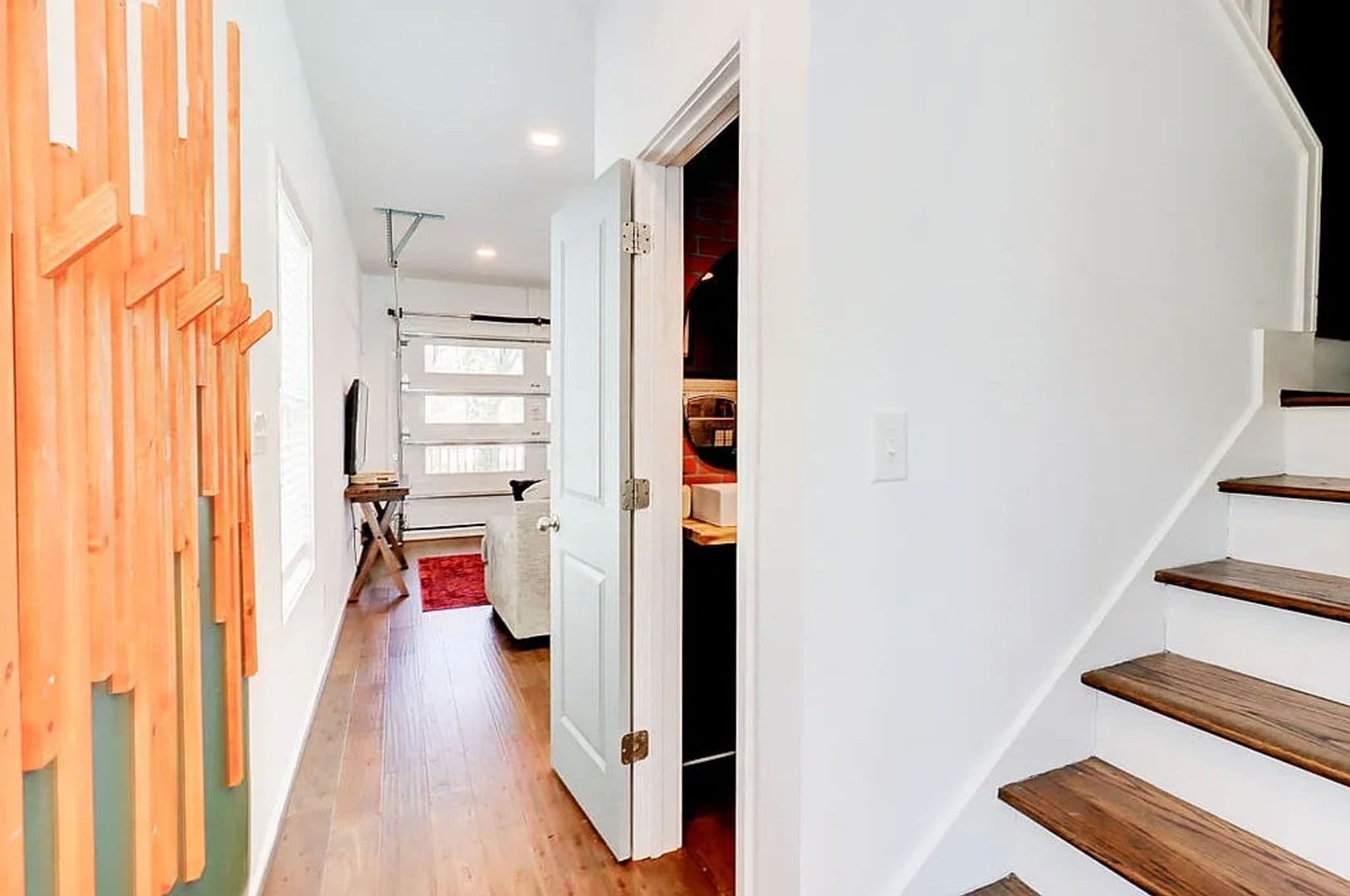 Atlanta House: 51 Bowen Ave SE