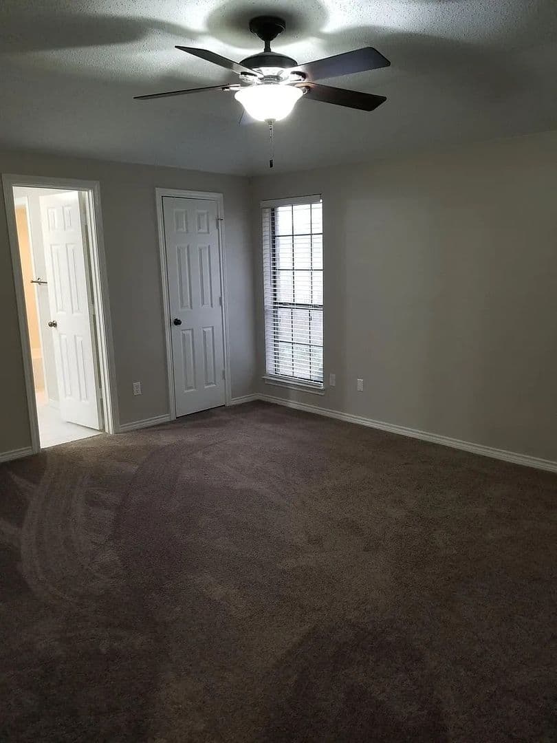 Richardson House: 807 St Paul Ct