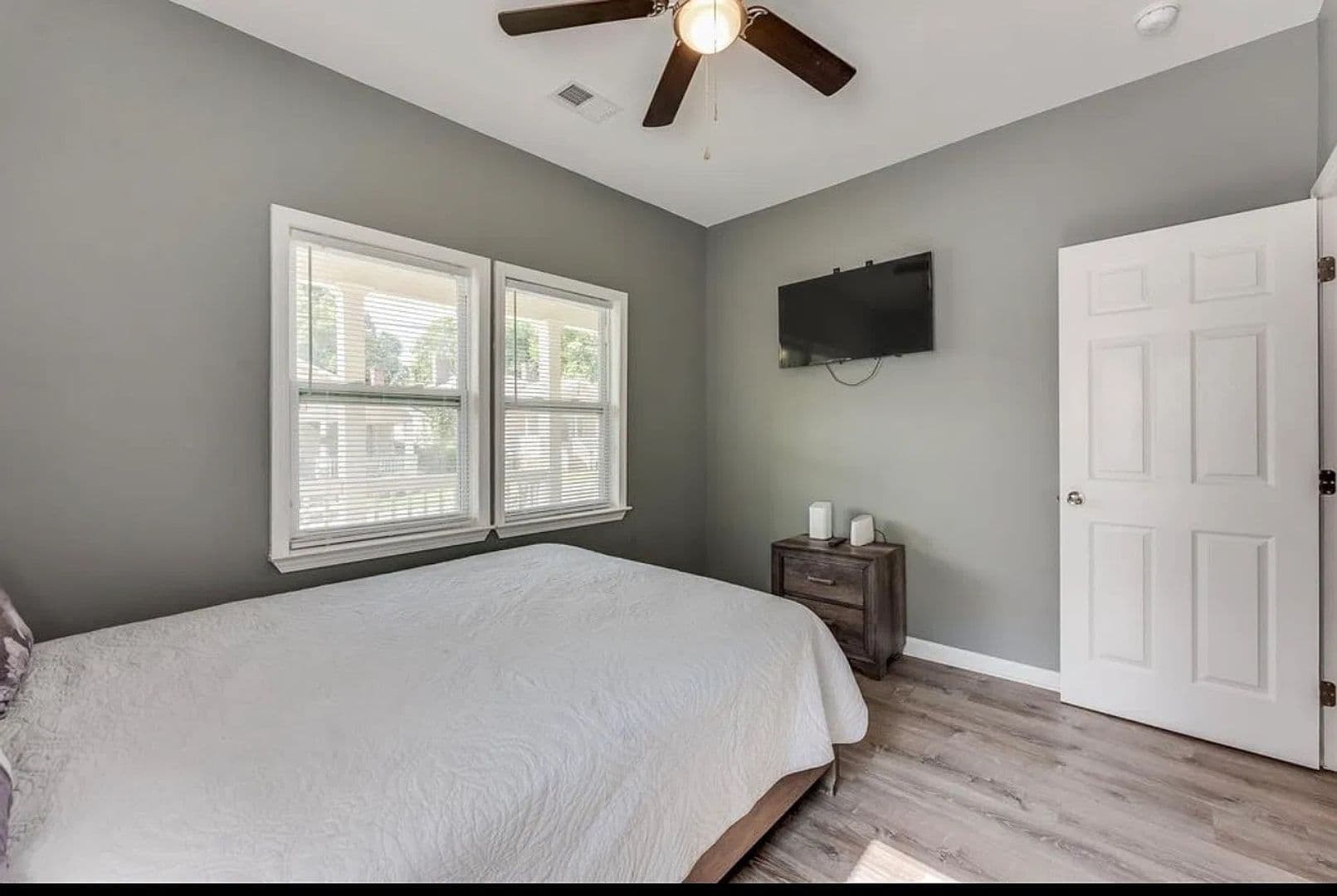 Atlanta House: 867 Spencer St NW