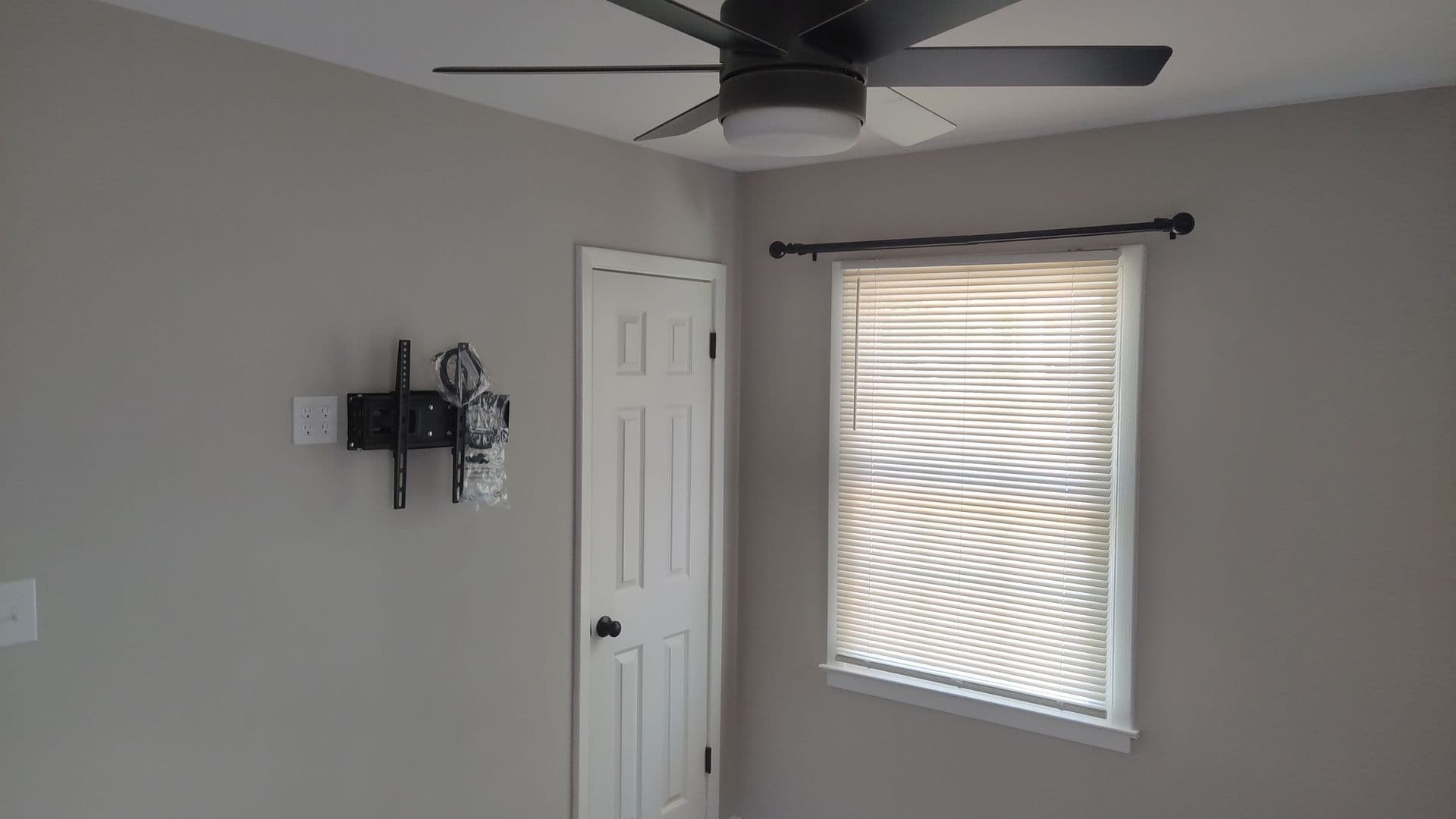 Charlotte House: 3400 Cricketeer Dr