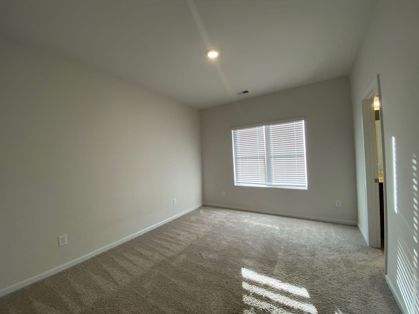 Belmont House: 1103 Johns Walk Way