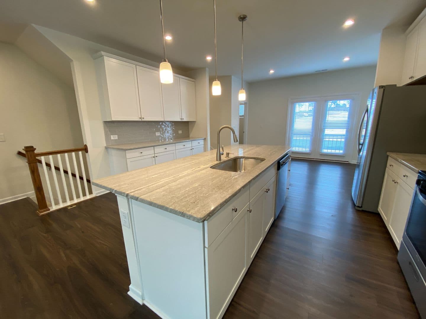 Cary House: 4117 Mahal Ave