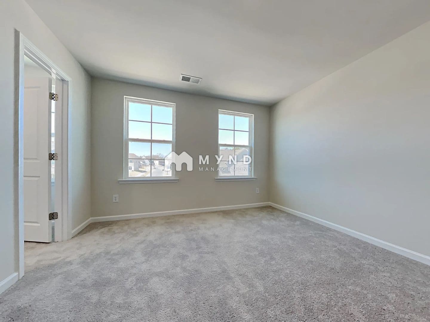 Charlotte House: 15100 Moulin Ct Dr