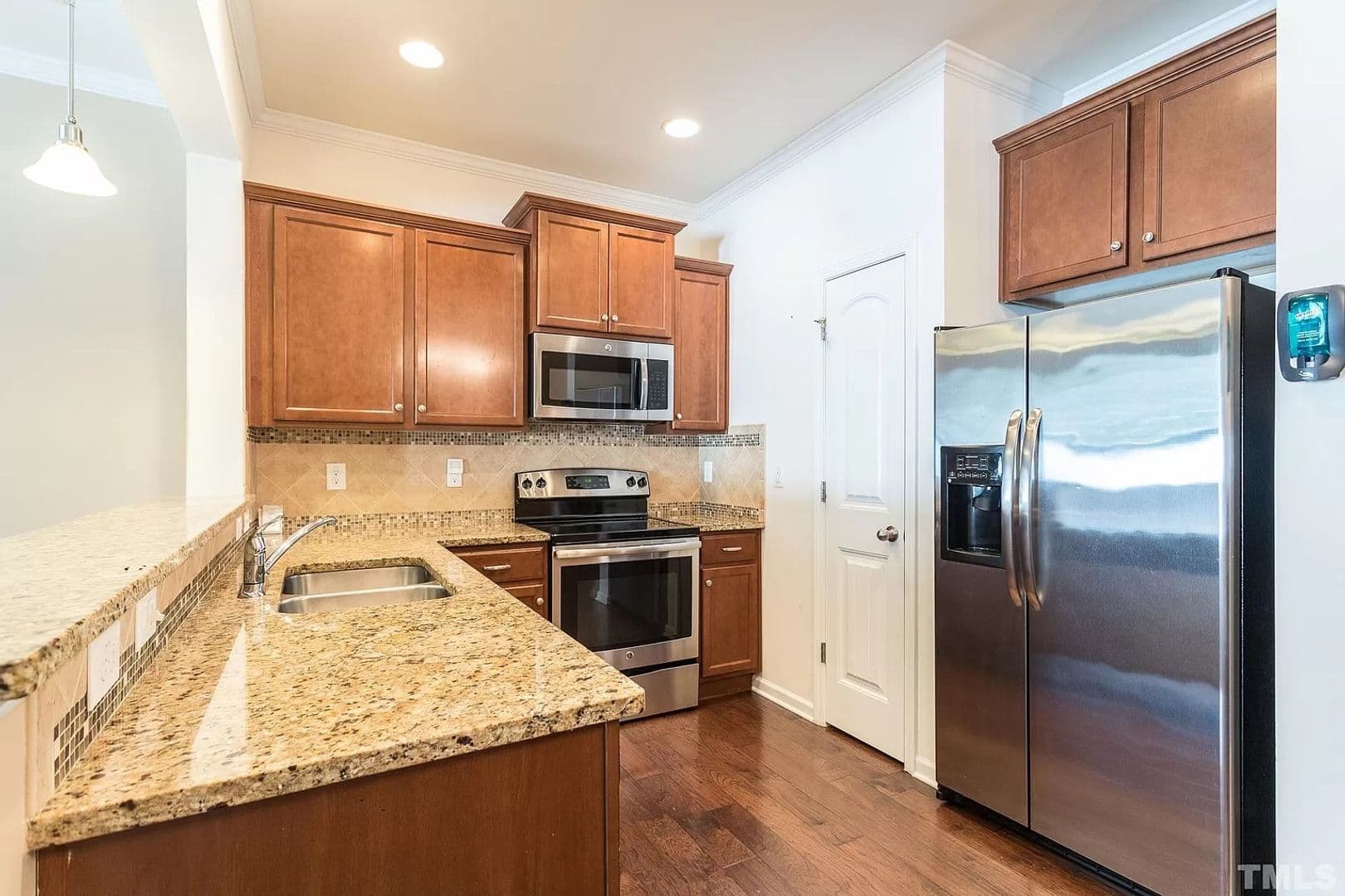 Raleigh House: 3243 Warm Springs Ln