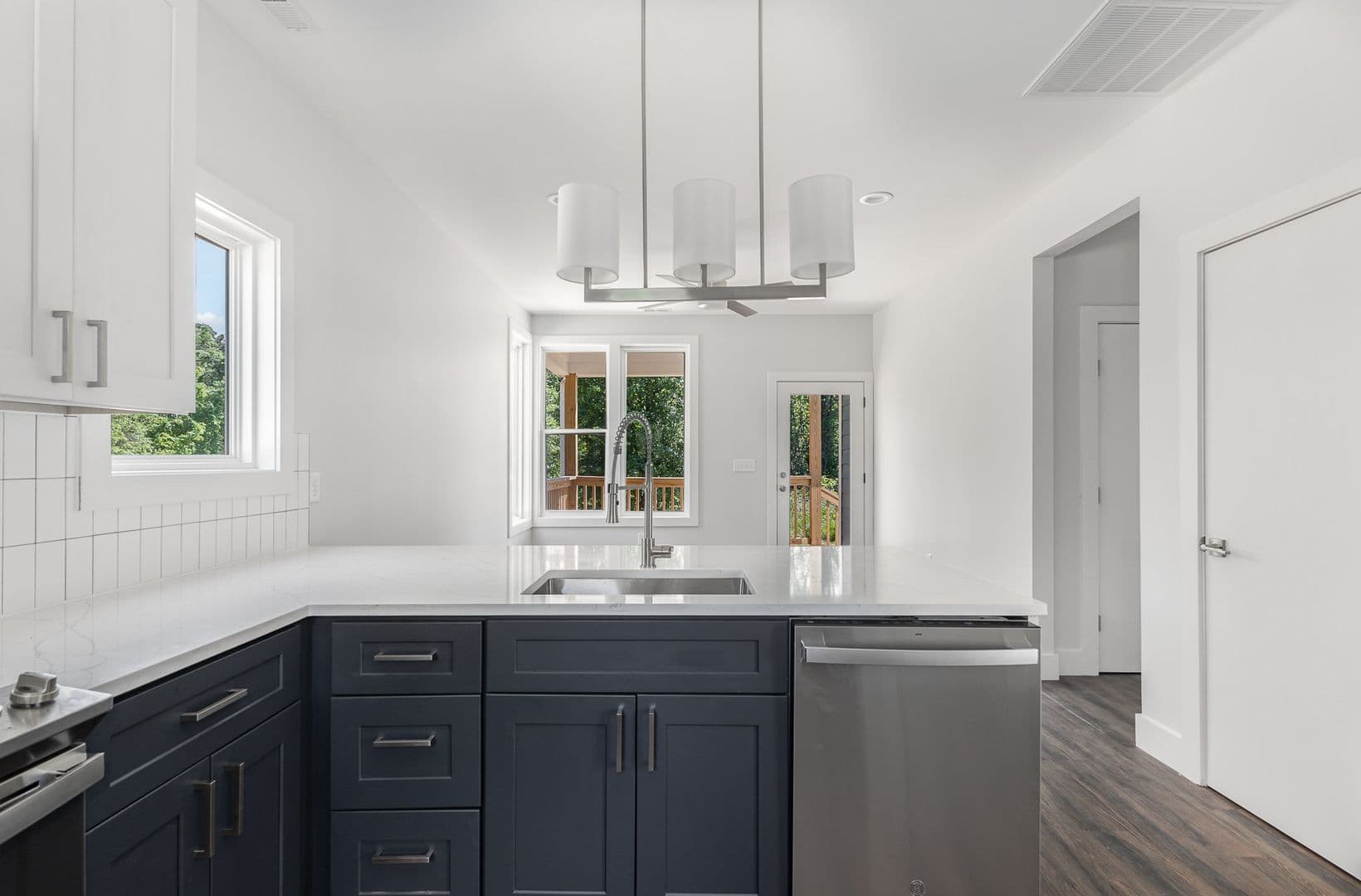 Durham House: 819 S Alston Ave
