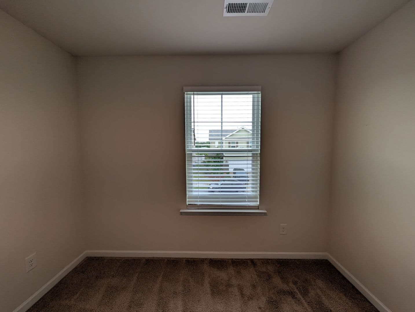 Monroe House: 3030 Eastcott Ave