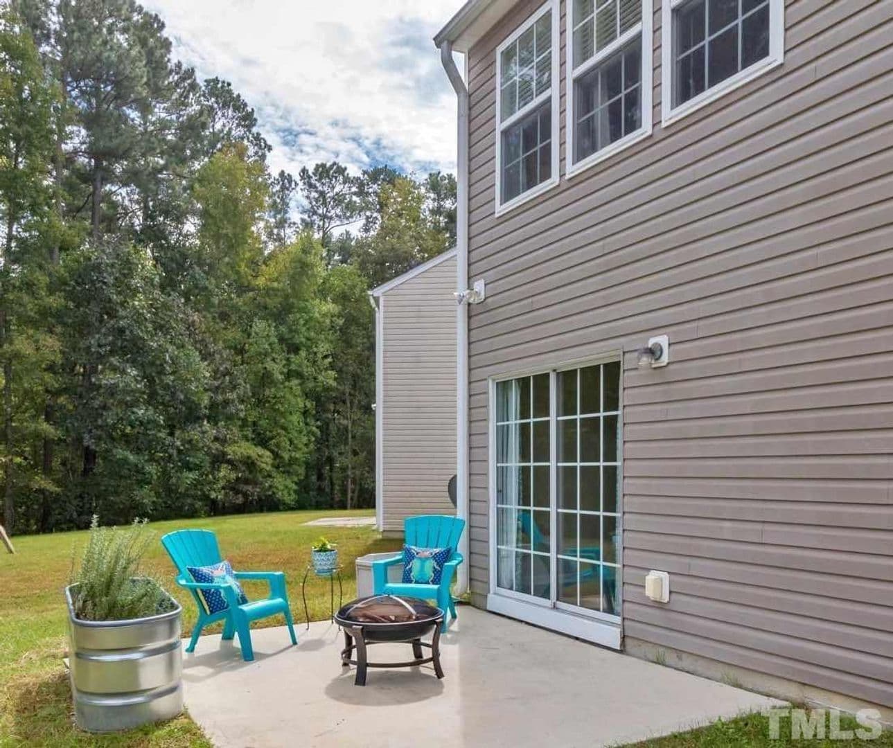Durham House: 5547 Spindlewood Ct