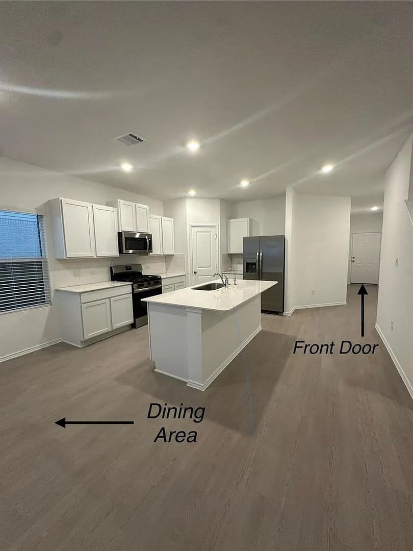Leander House: 1320 Pickerel St