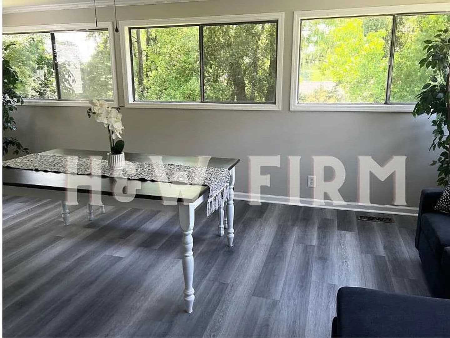 Durham House: 404 Formosa Ave