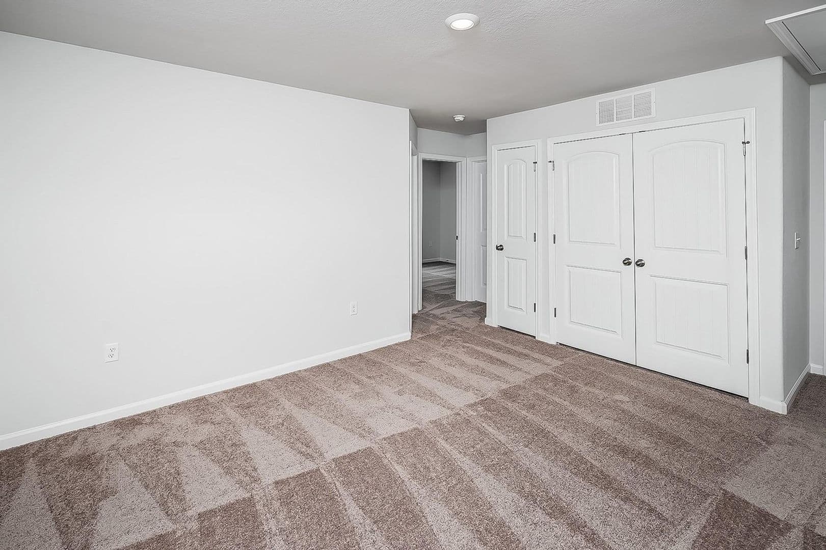 Charlotte House: 521 Hawley St