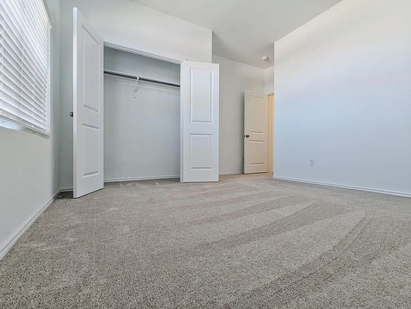 Kyle House: 158 Gresham