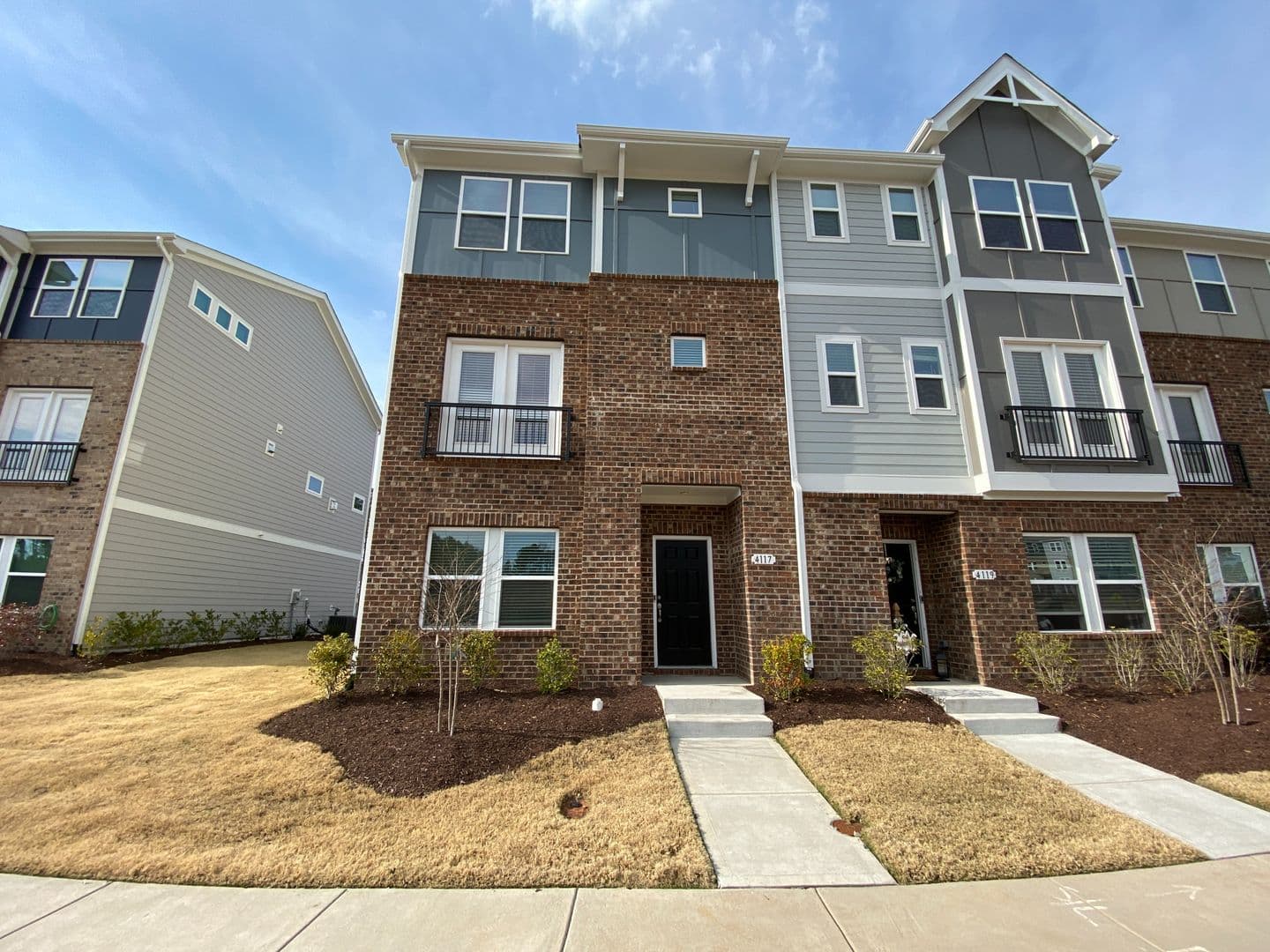 Cary House: 4117 Mahal Ave