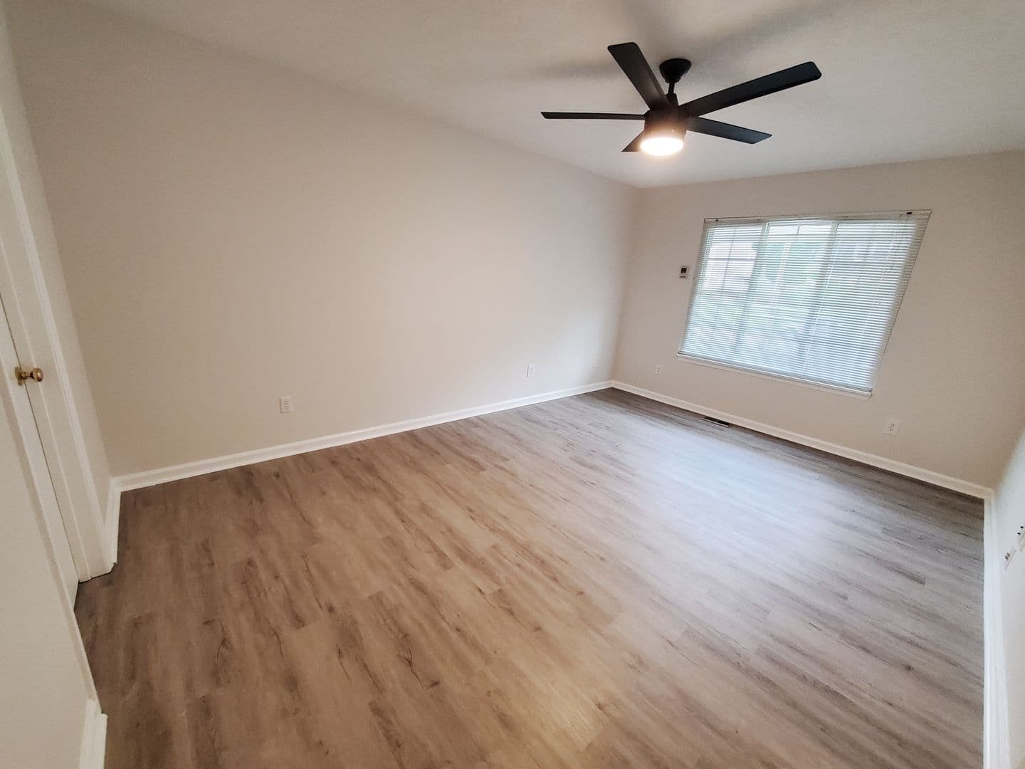 Raleigh House: 2824 Henslowe Dr