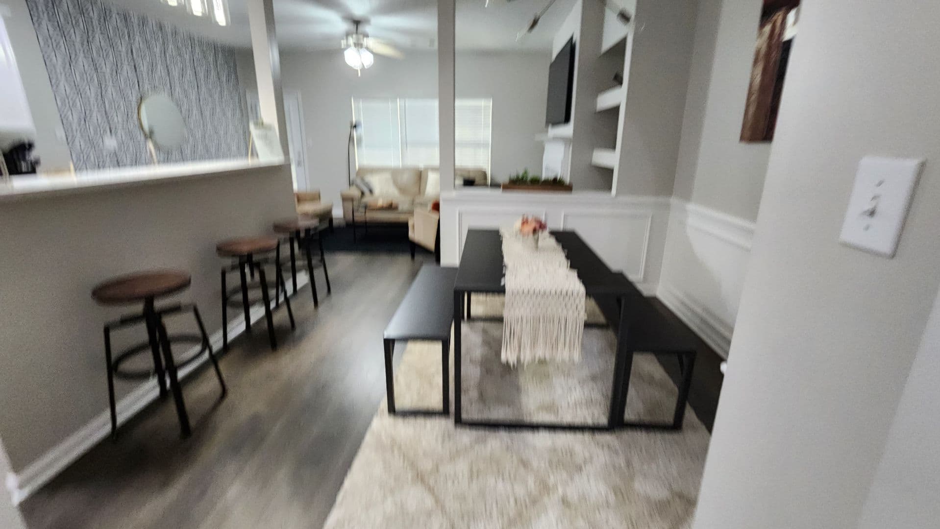 College Park House: 4850 W Park Cir