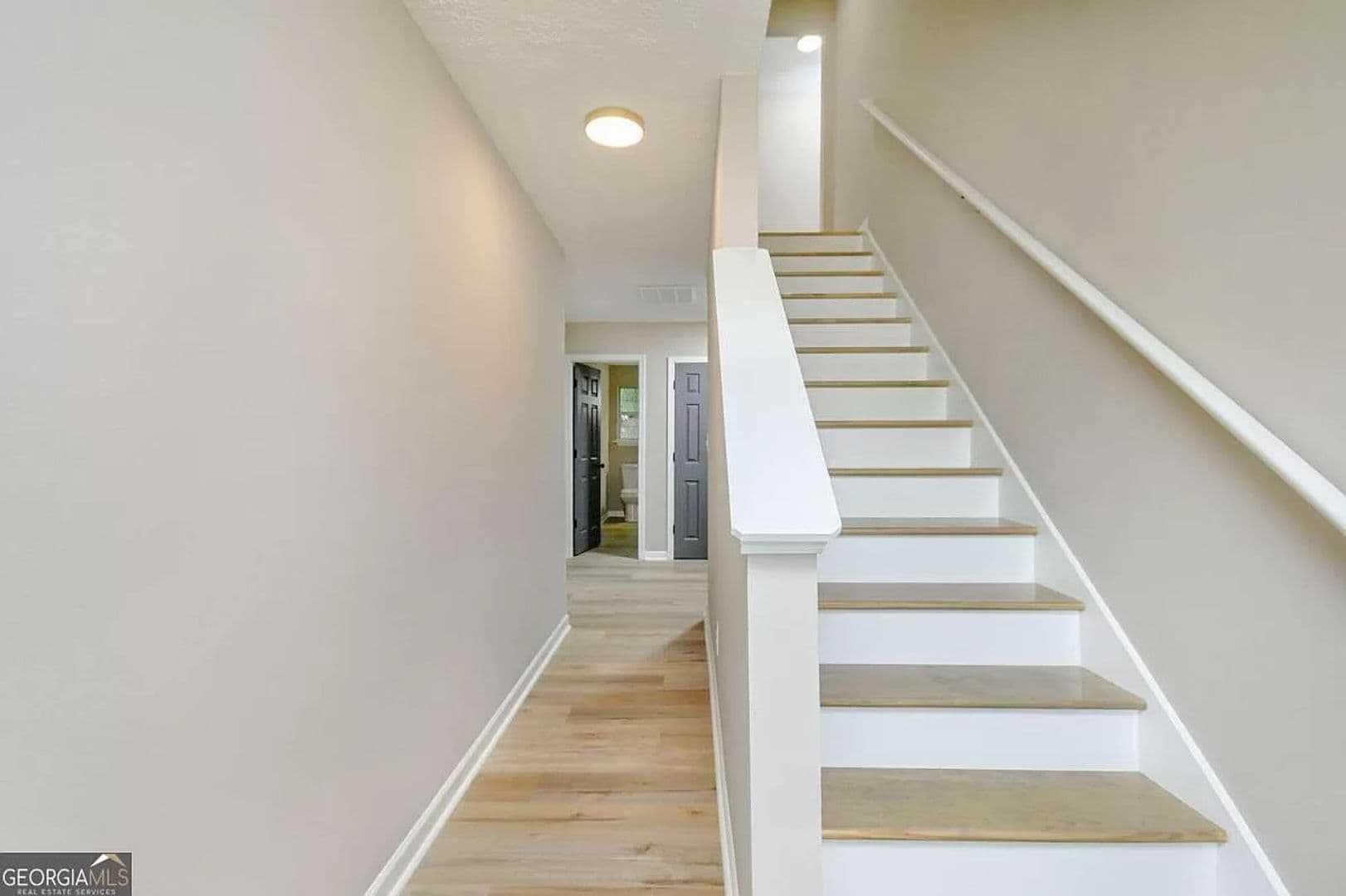 Decatur House: 3840 Brown Dr