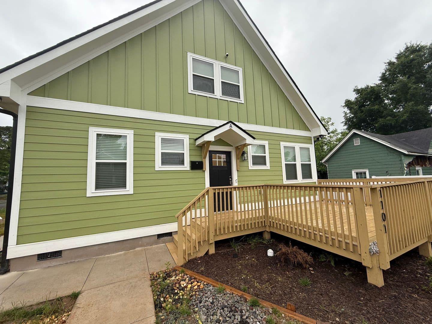 Durham House: 1101 S Alston Ave
