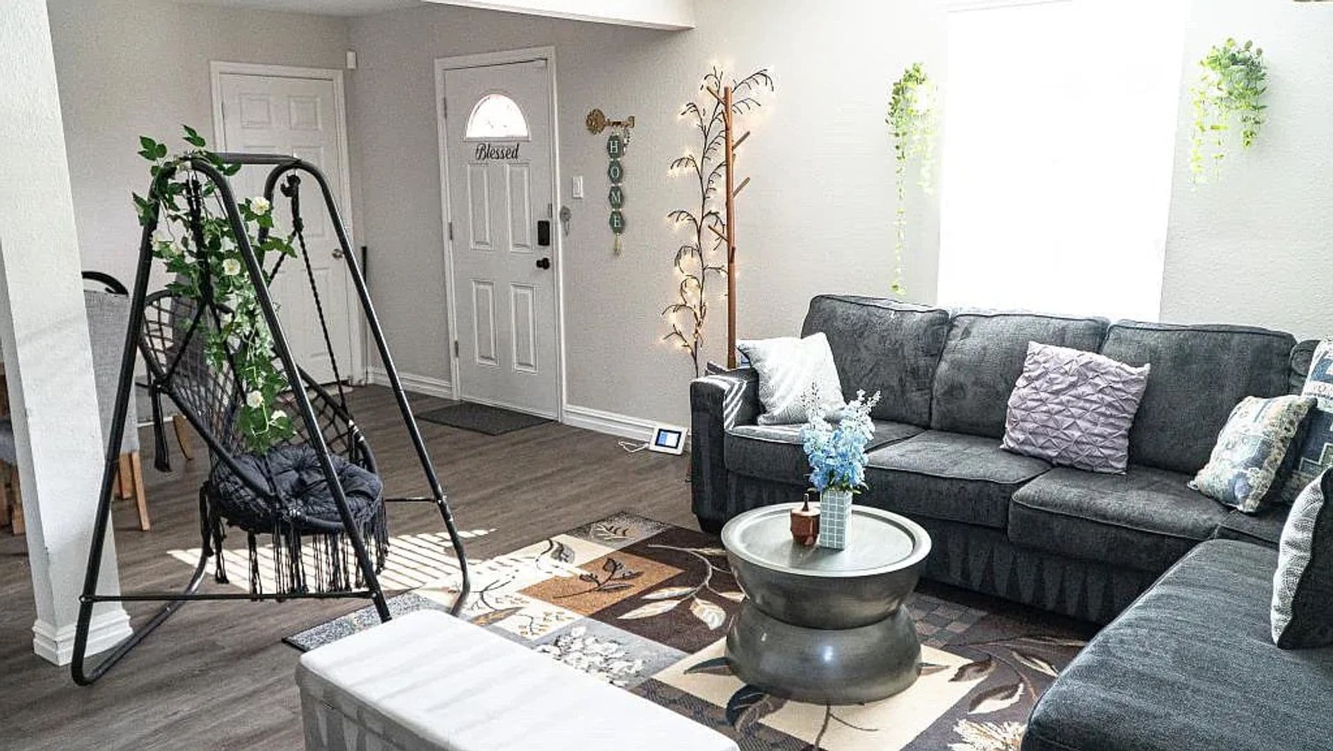 Mesquite House: 1715 Crestridge Dr