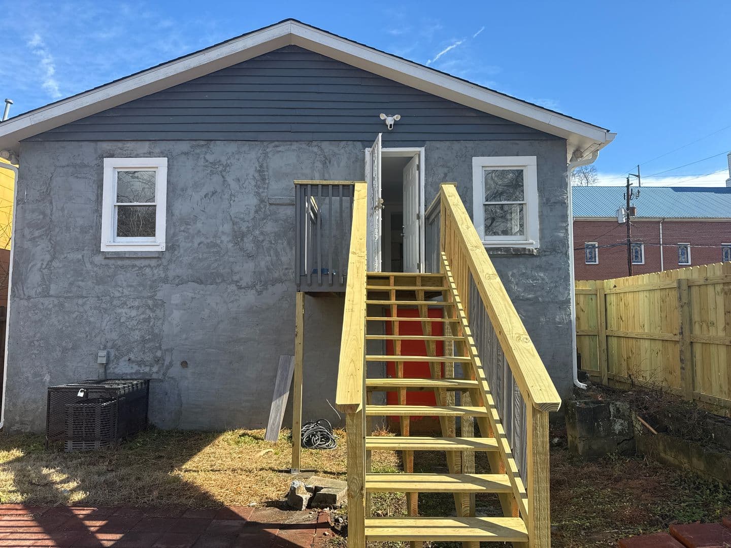 Atlanta House: 372 Griffin St NW