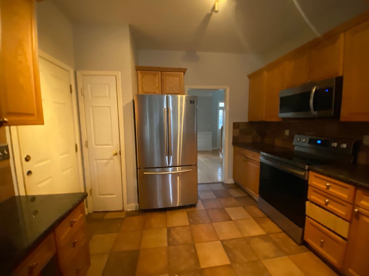 Charlotte House: 12129 Hampton Pl Dr