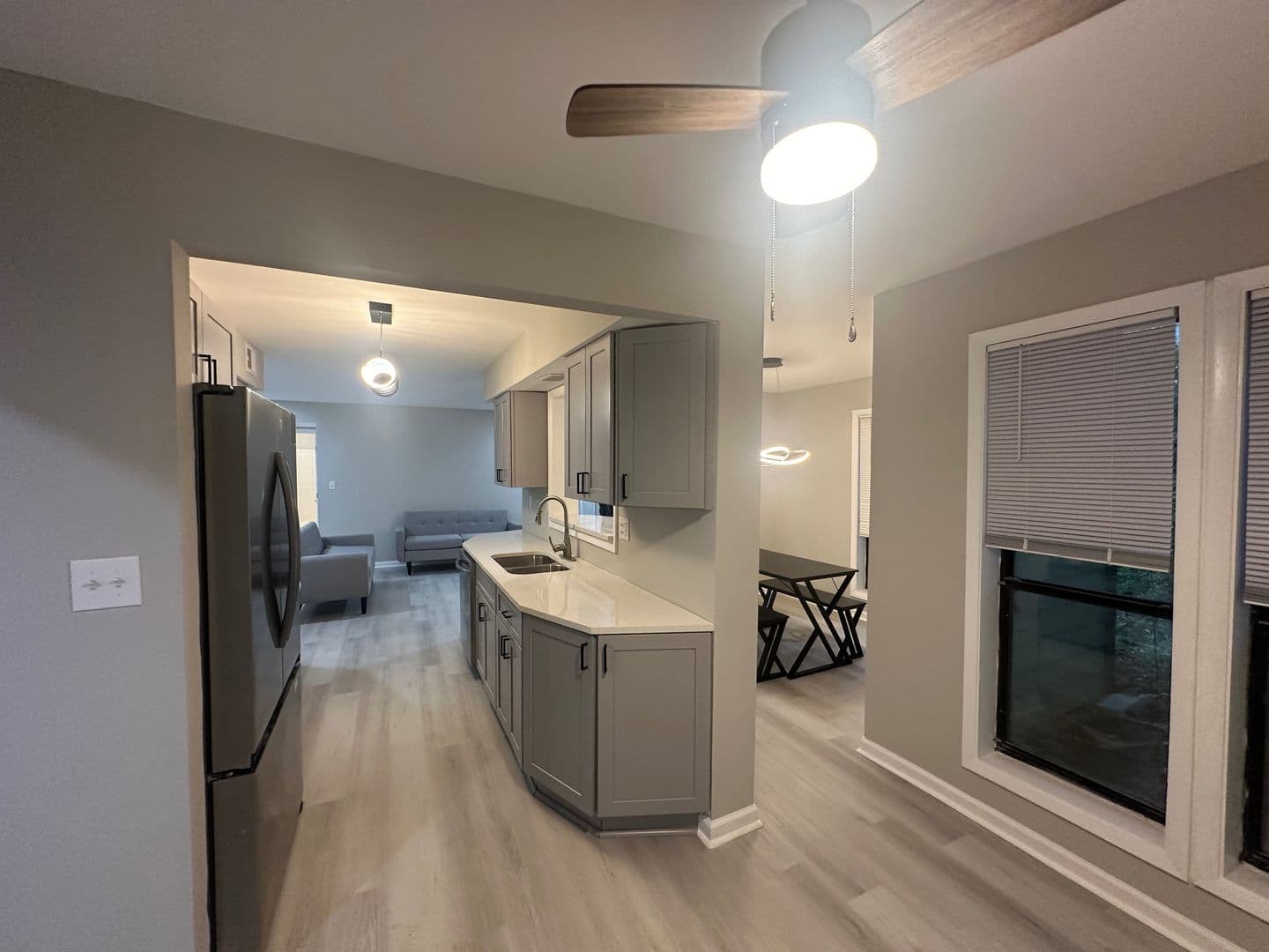 Atlanta House: 9400 Roberts Dr