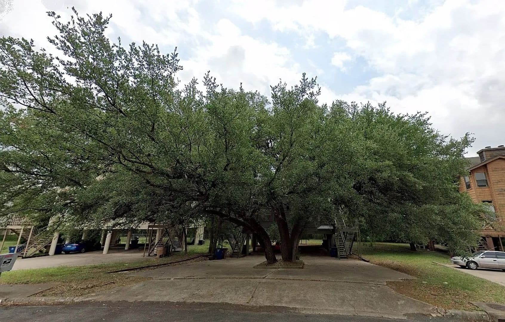 Austin House: 5307 Indio Dr