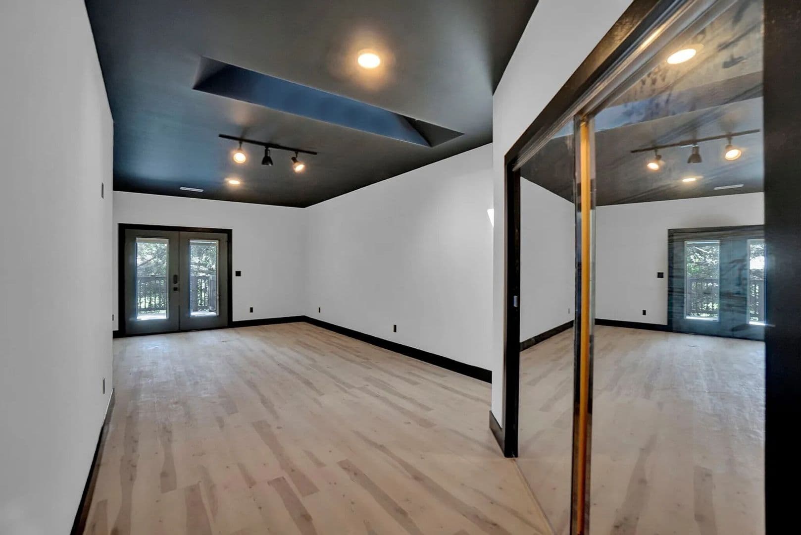 Rock Hill House: 228 Pursley St
