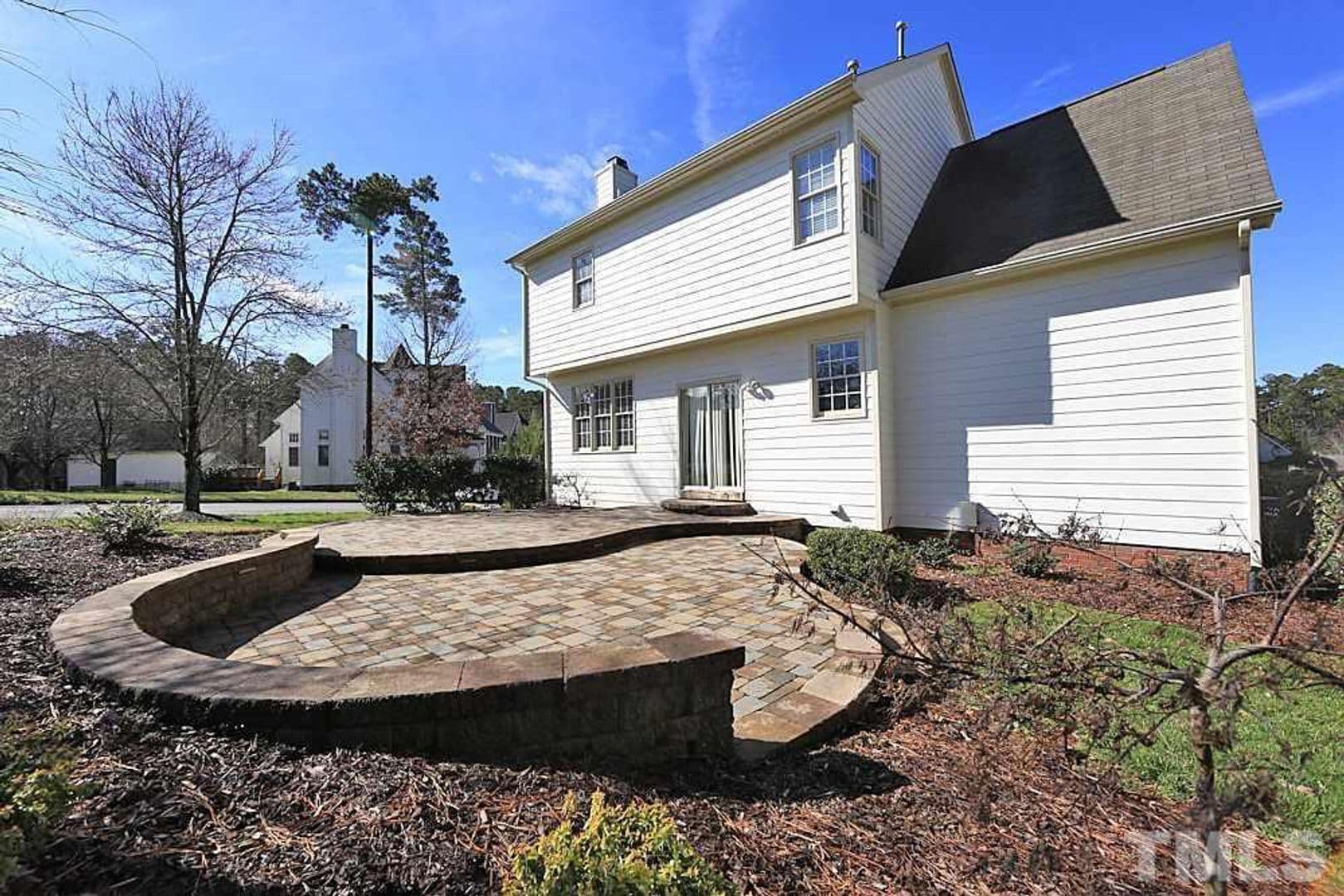 Durham House: 102 College Ave