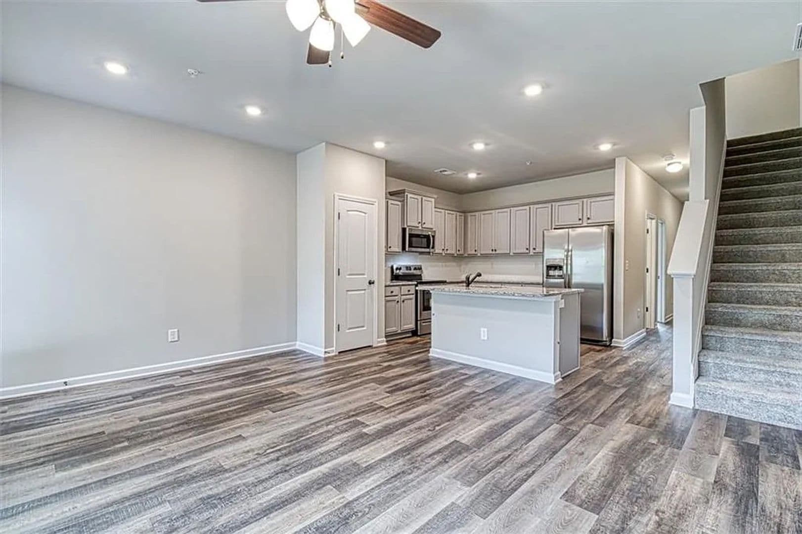 East Point House: 2993 Bayrose Cir