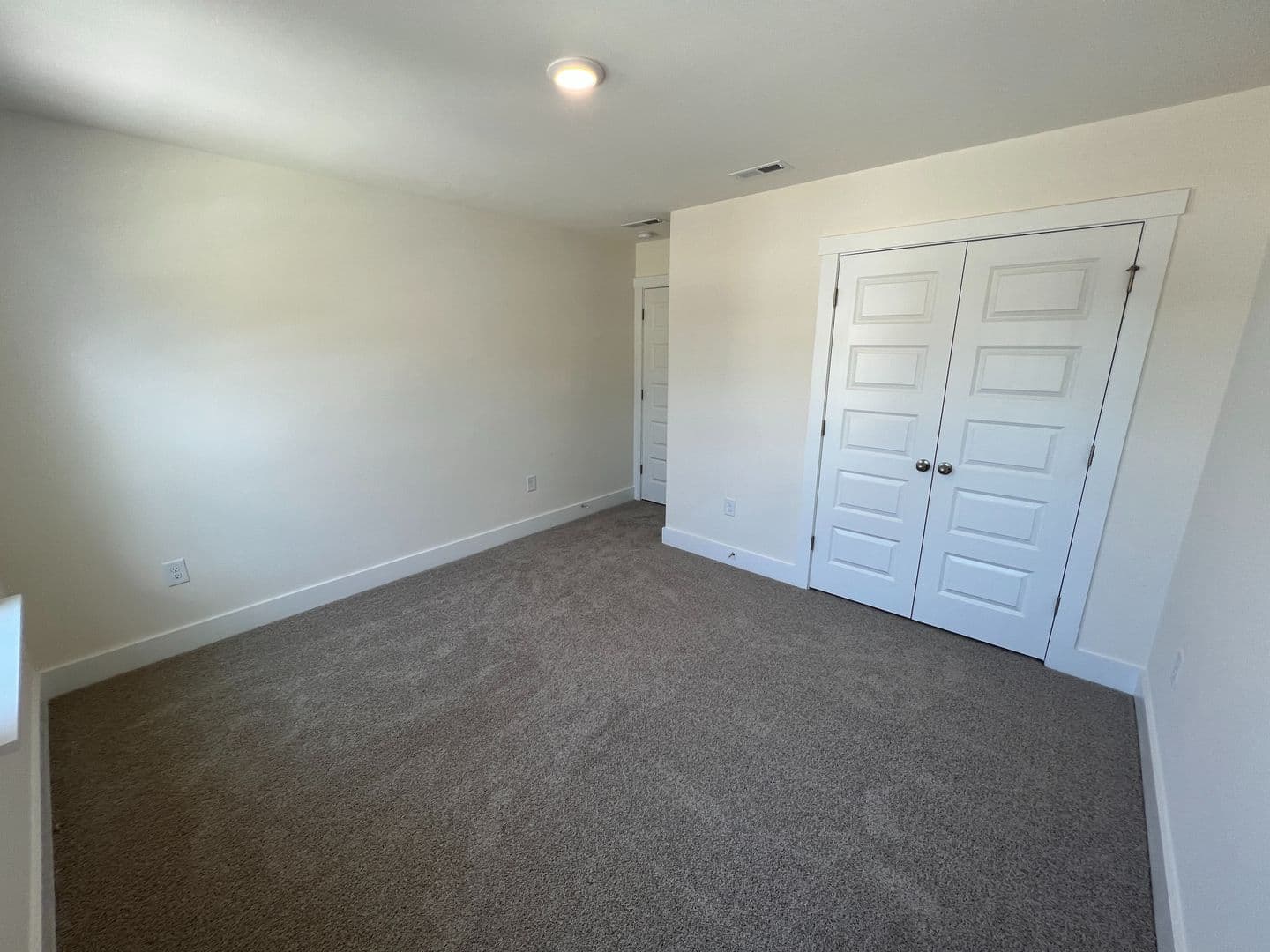 Cary House: 483 Clark Creek Ln