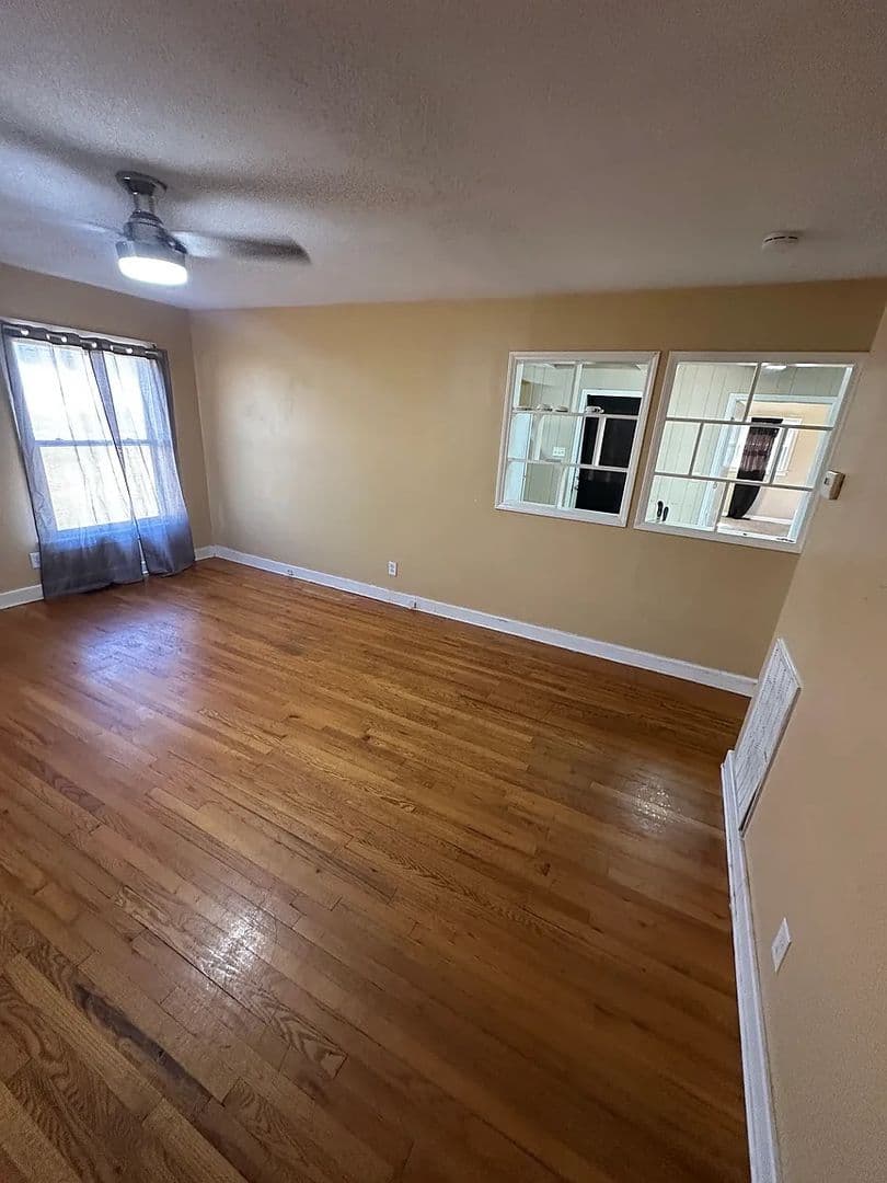 Rock Hill House: 503 Lucky Ct