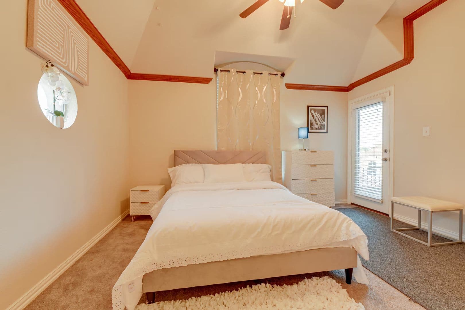 Grand Prairie House: 3015 England Pkwy