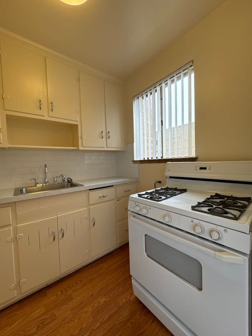 Denver Apartment: 1075 N. Sherman Street