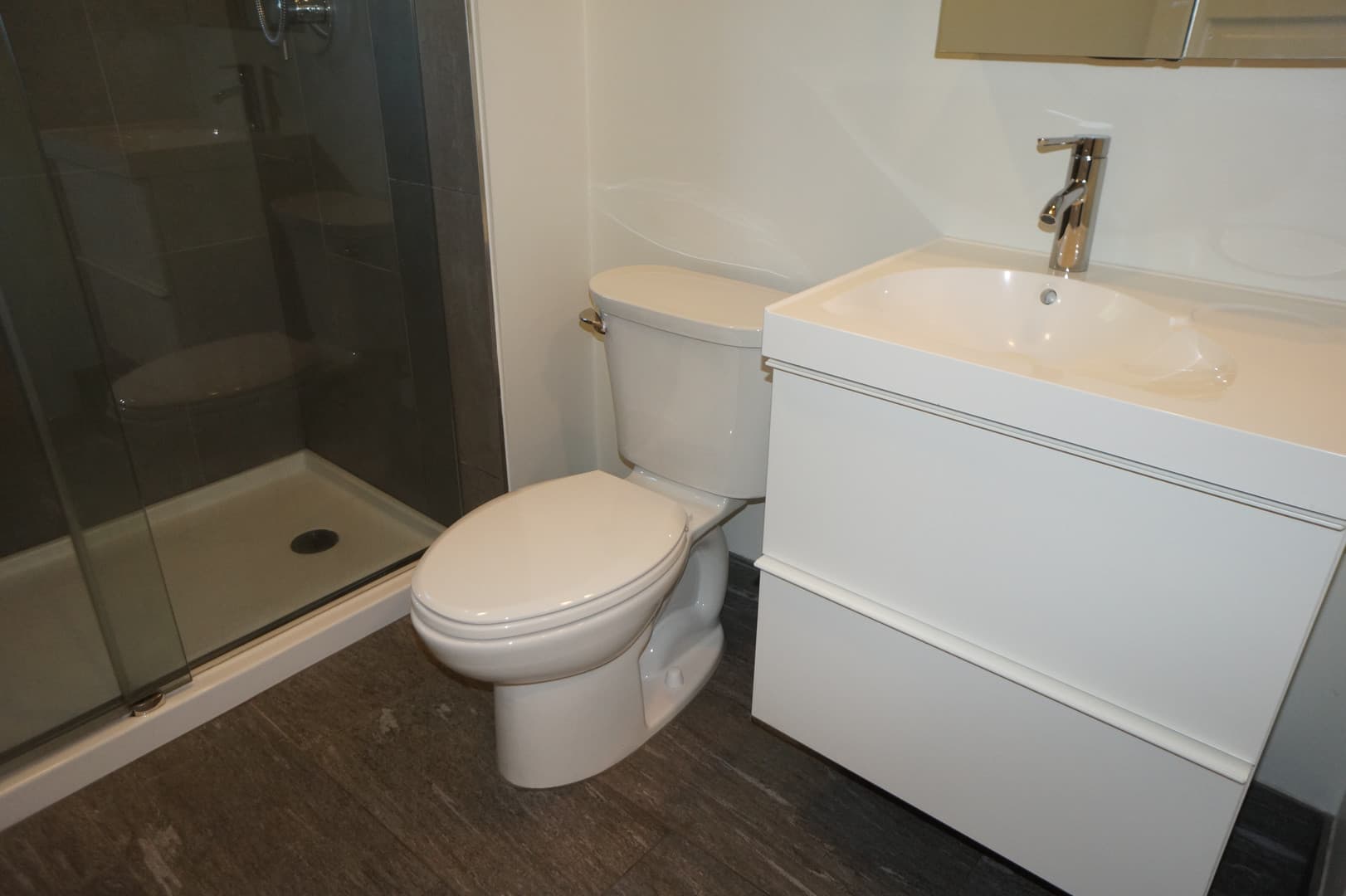 Portland Apartment: 3932-3938 N. Albina Ave