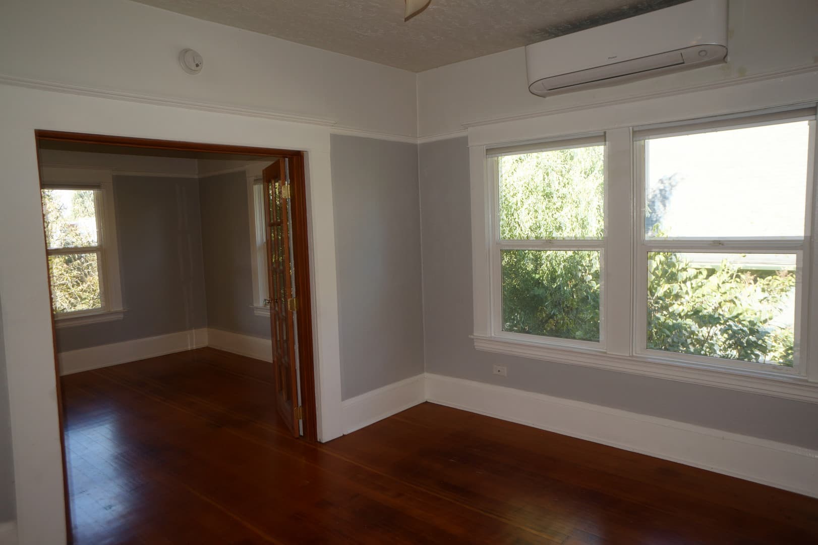 Portland Apartment: 3932-3938 N. Albina Ave