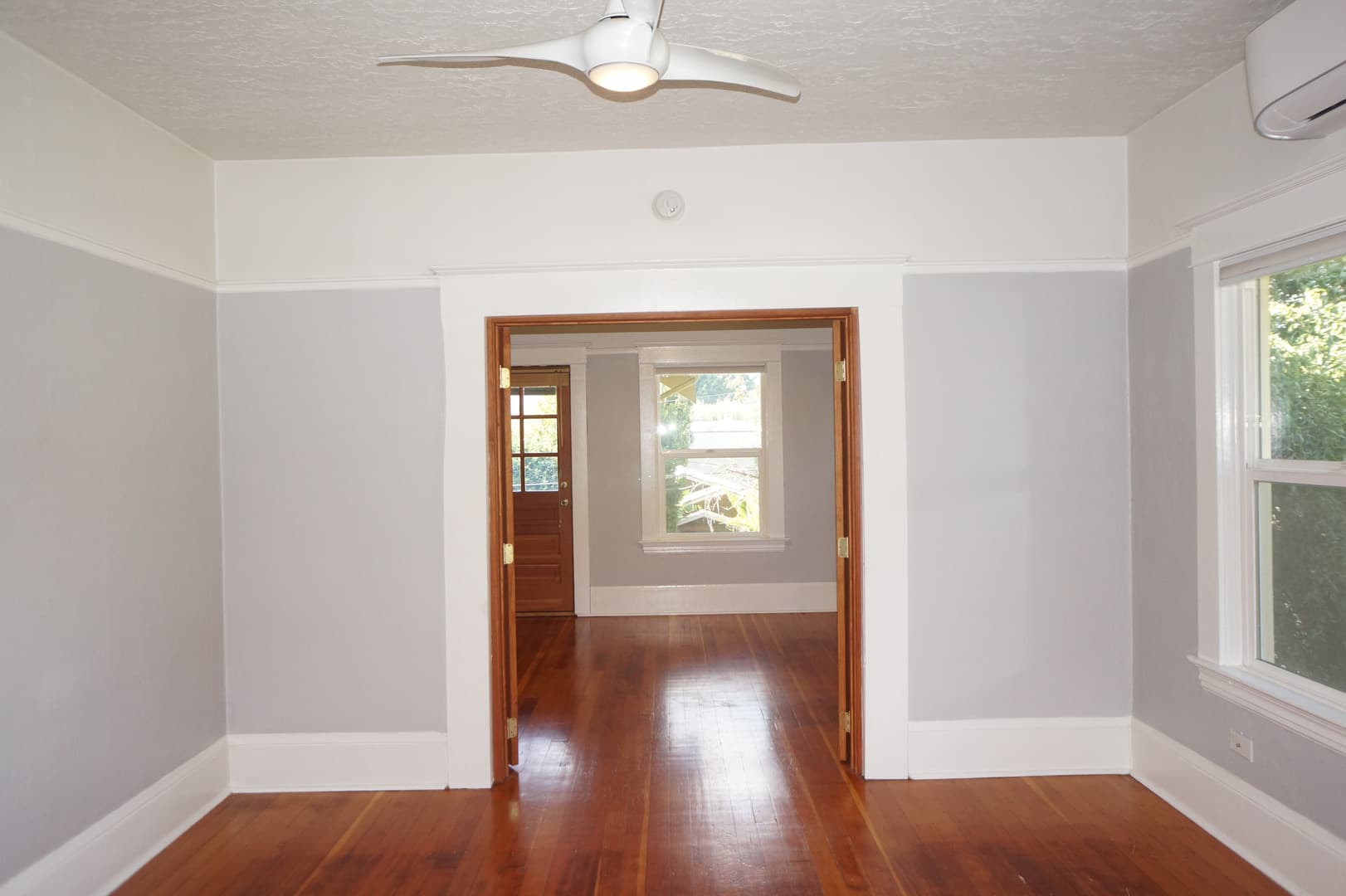 Portland Apartment: 3932-3938 N. Albina Ave