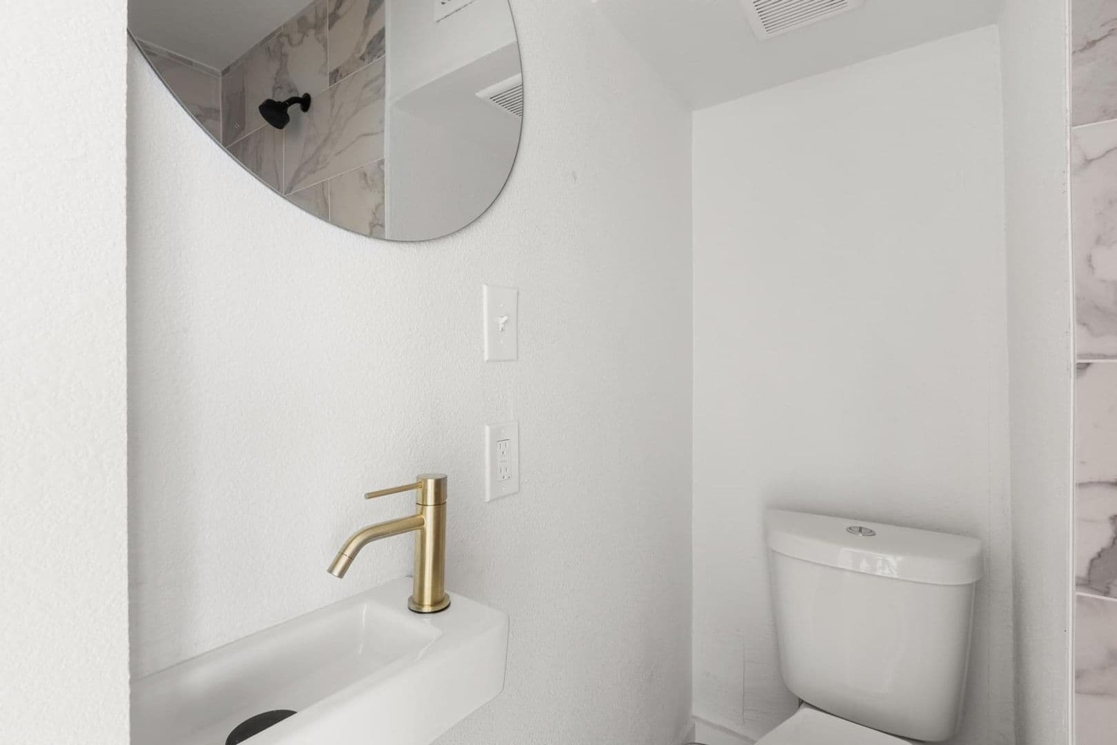Austin Apartment: 7929 Gault Street