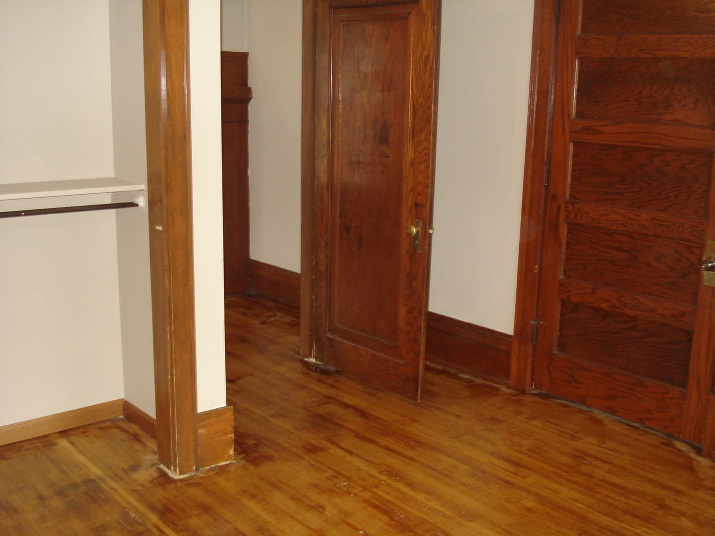 Austin Apartment: 915 1st Drive NW