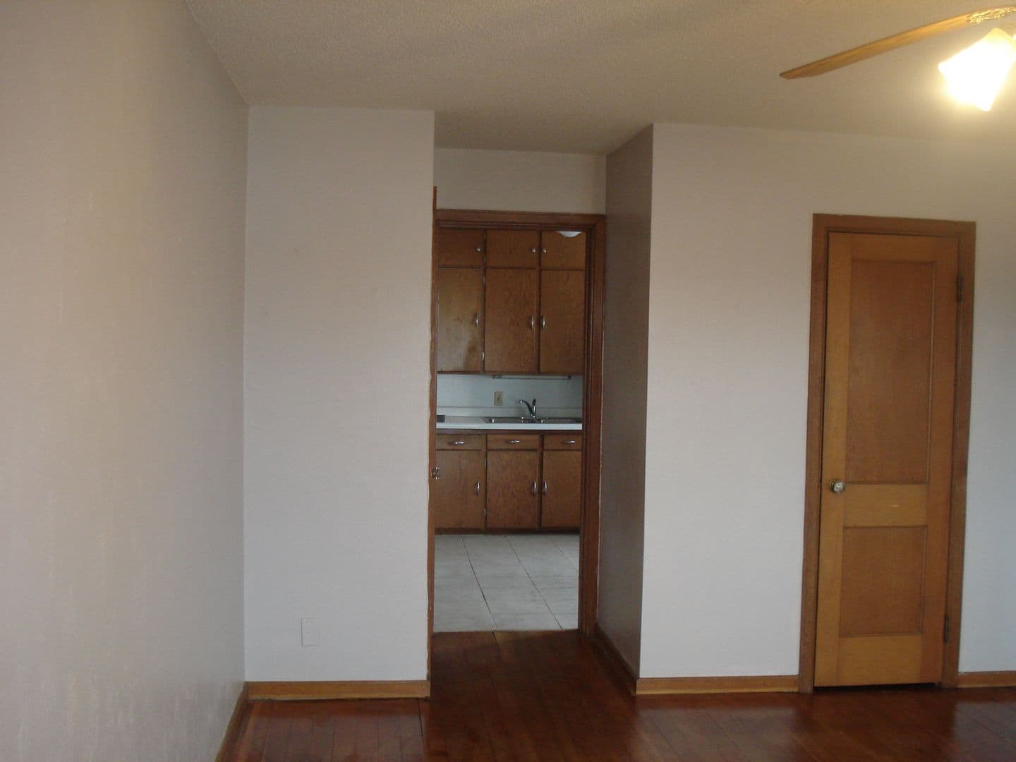 Austin Apartment: 104 1st Street SW