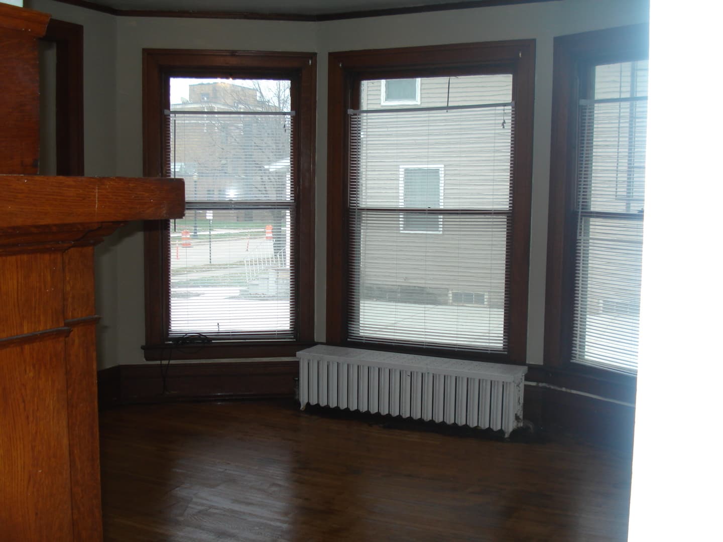 Austin Apartment: 915 1st Drive NW