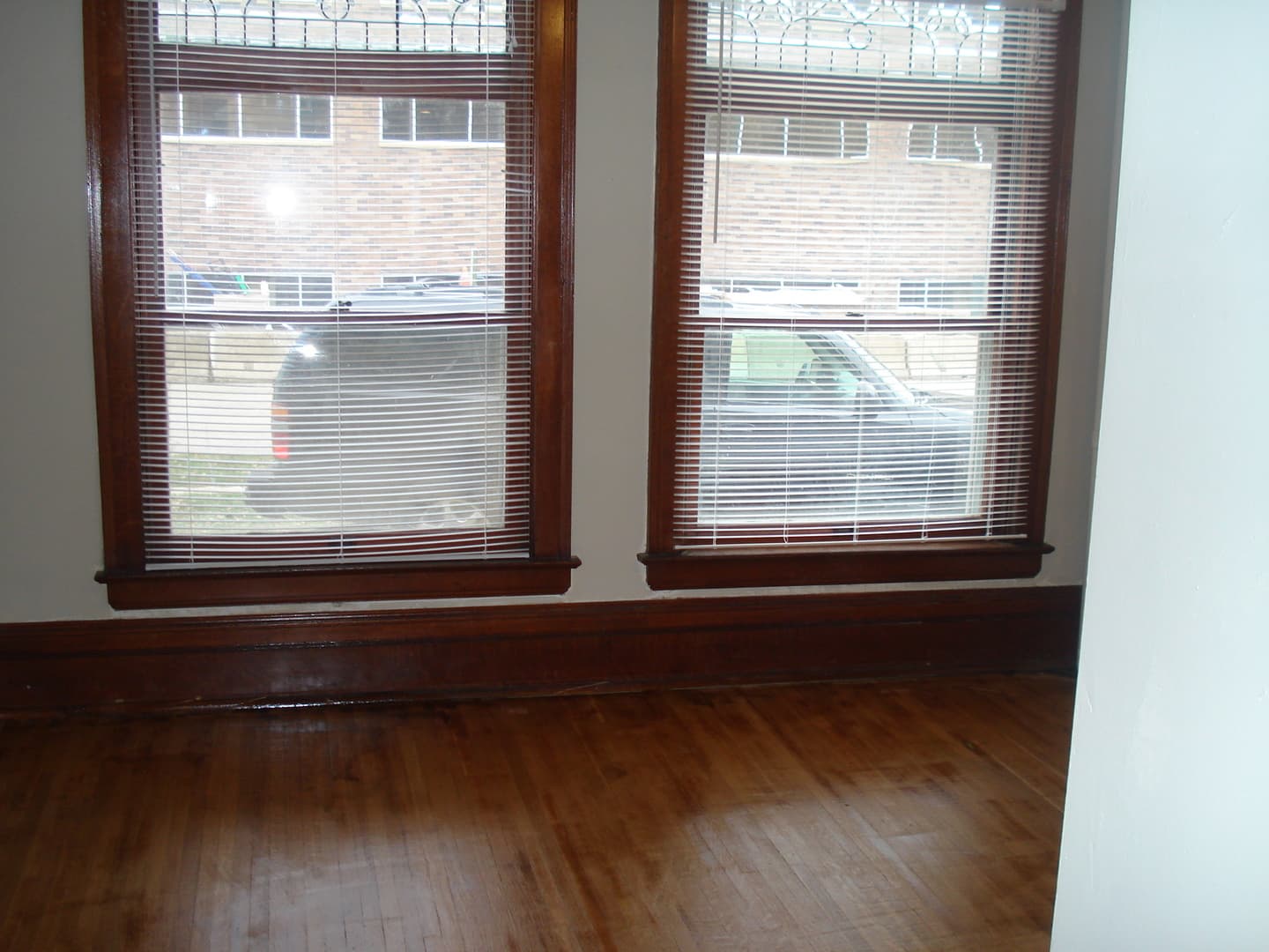 Austin Apartment: 915 1st Drive NW