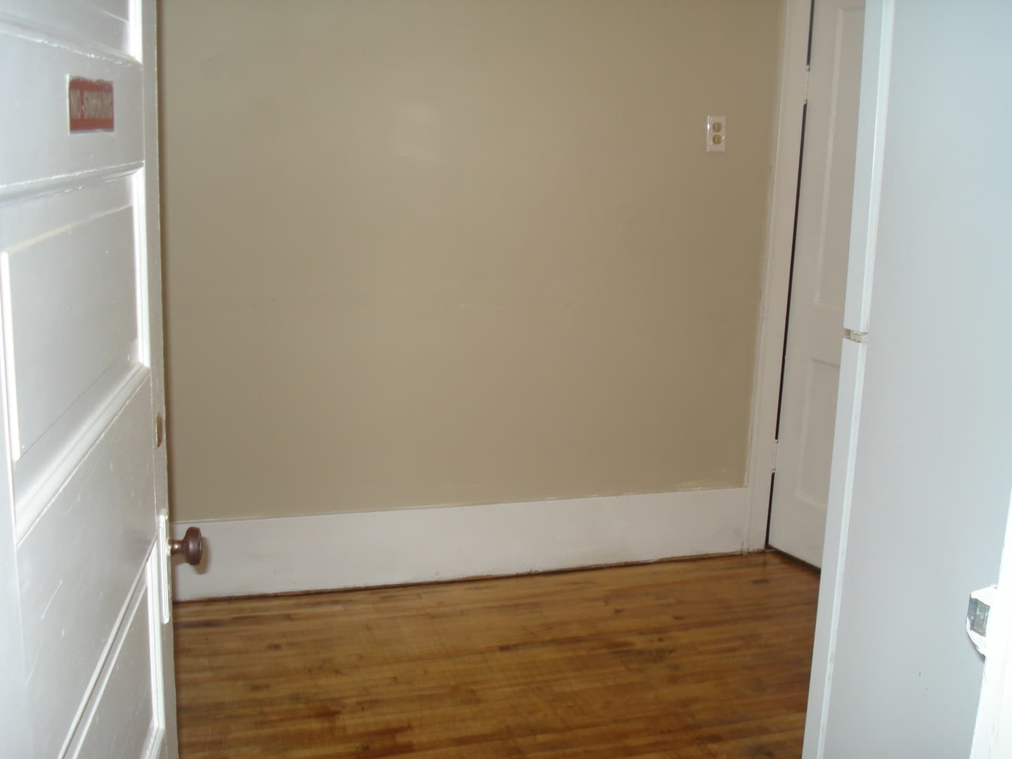Austin Apartment: 915 1st Drive NW