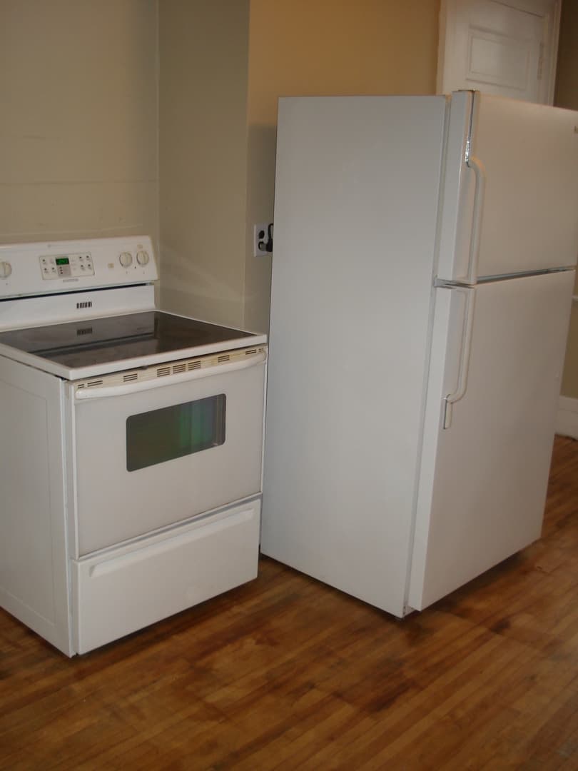 Austin Apartment: 915 1st Drive NW