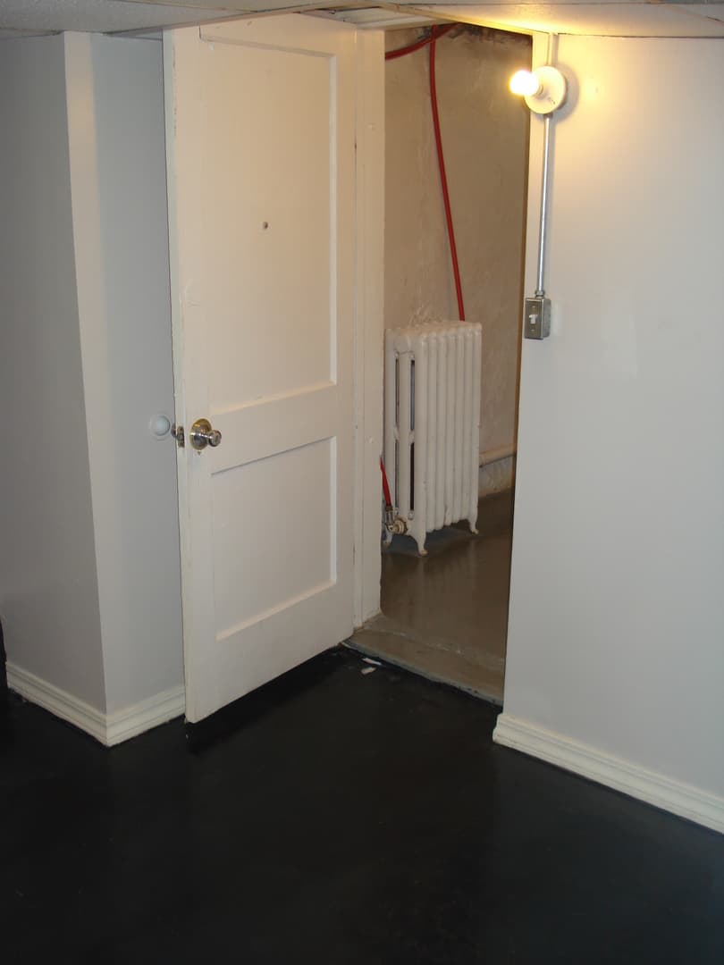 Austin Apartment: 915 1st Drive NW