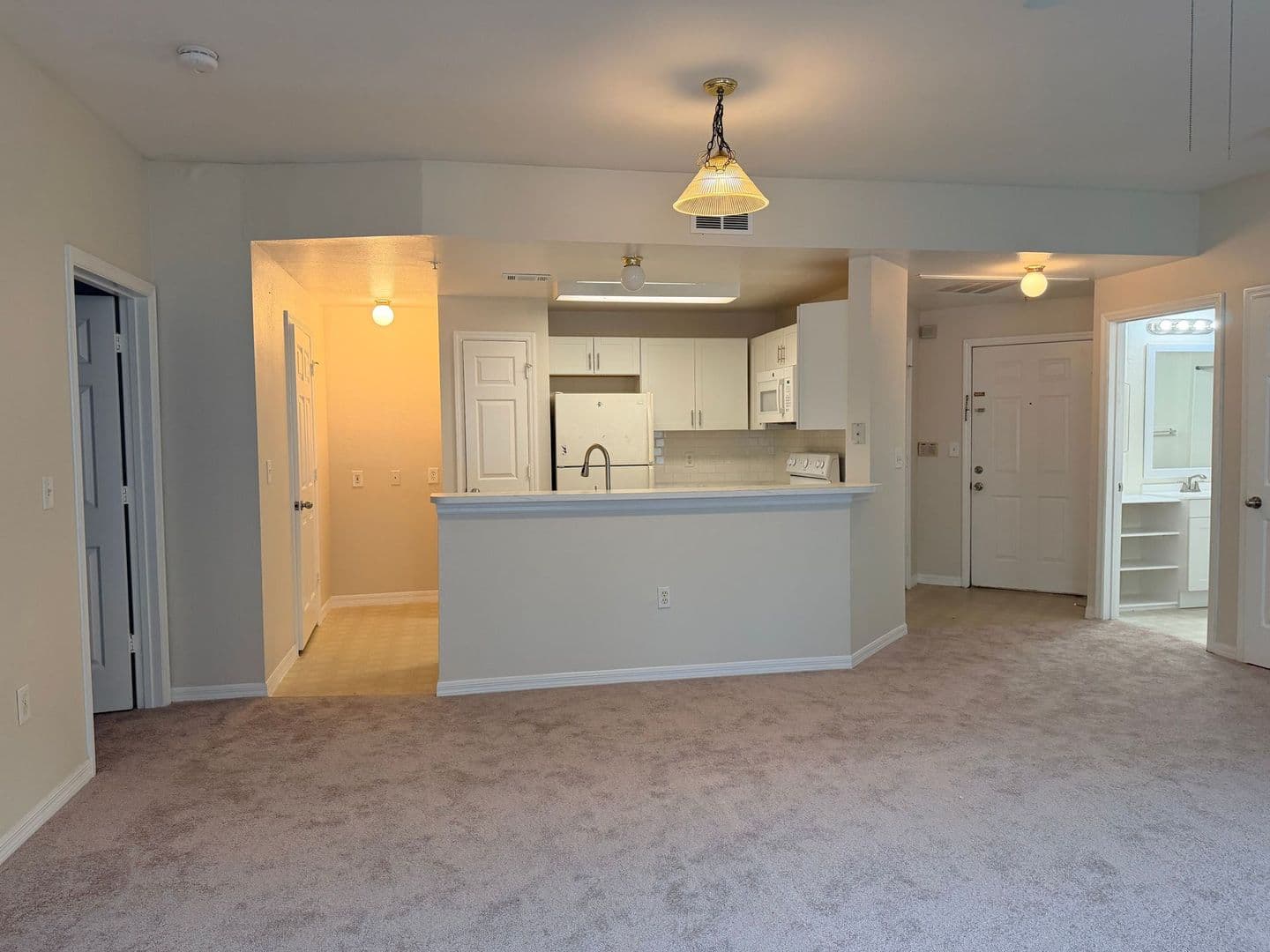 Ocoee Condo: 2025 Erving Circle #103