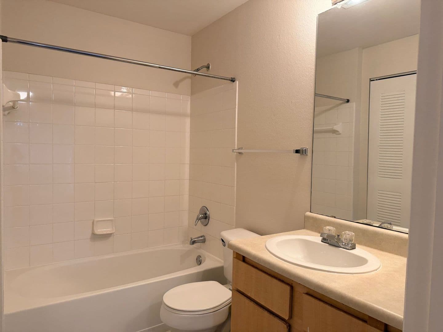 Ocoee Condo: 2025 Erving Circle #103