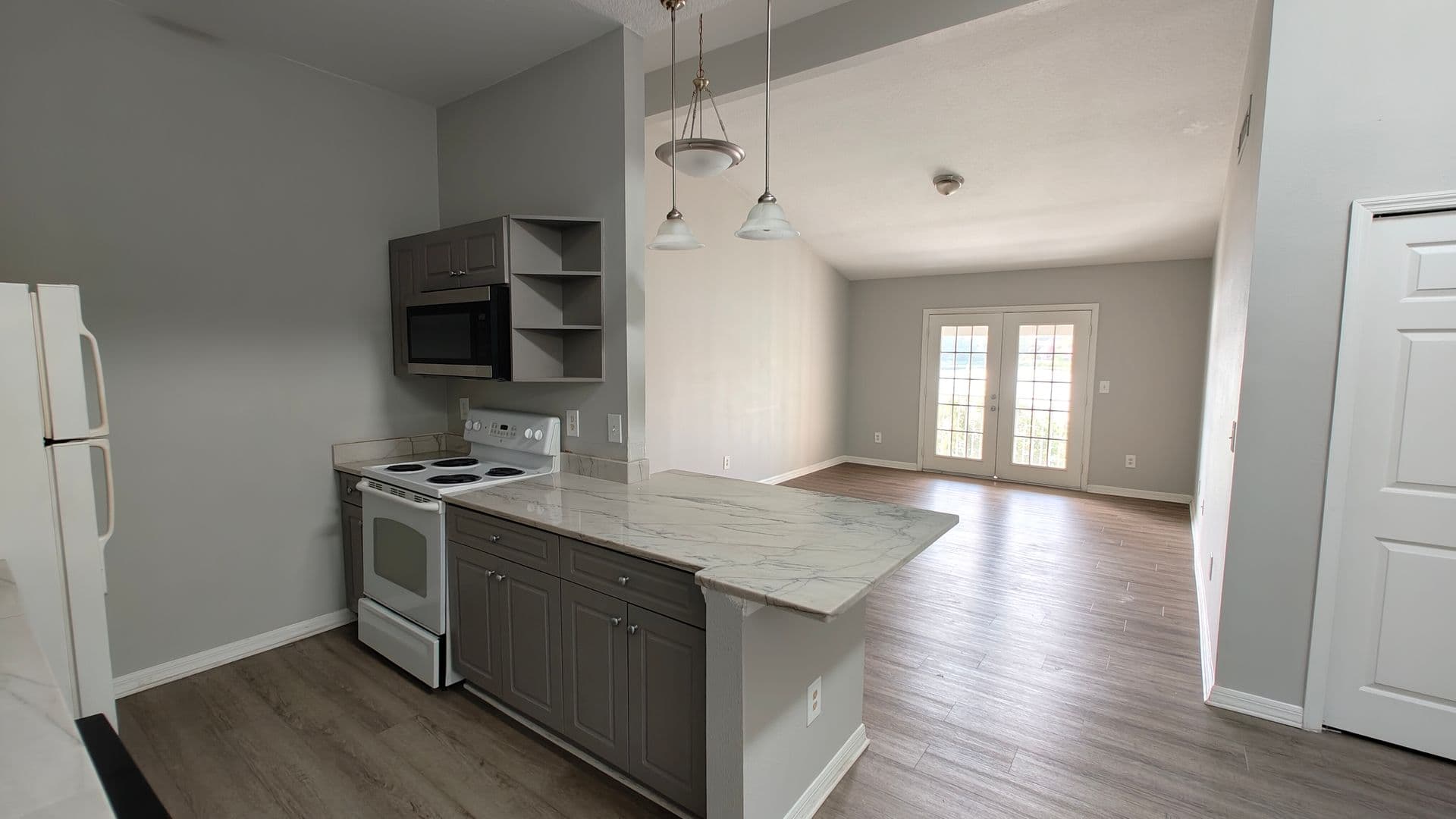 Altamonte Springs Condo: 145 N Pearl Causeway