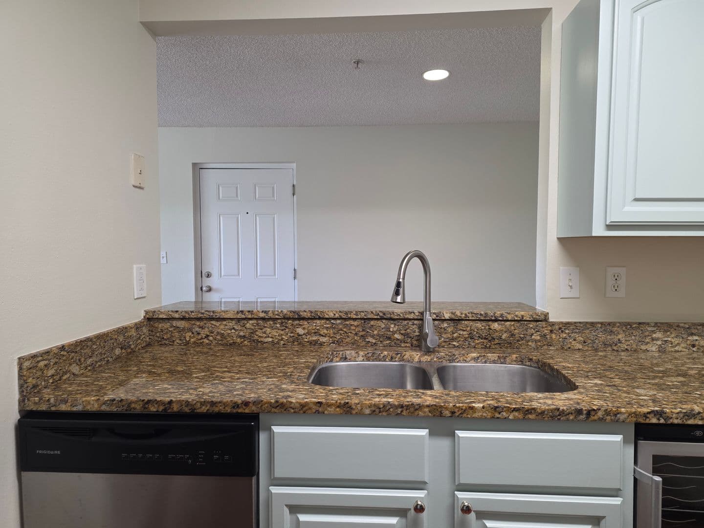 Orlando Condo: 2031 Dixie Belle Dr