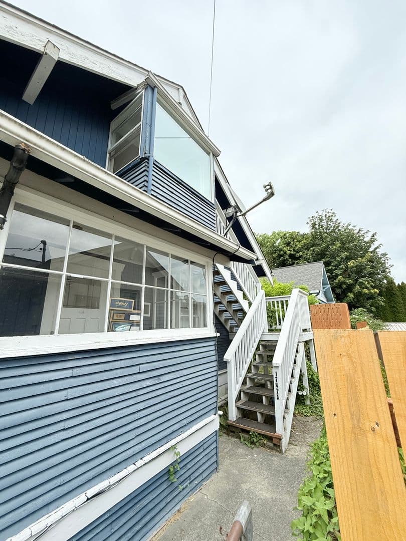 Bremerton Apartment: 1747 6th St.