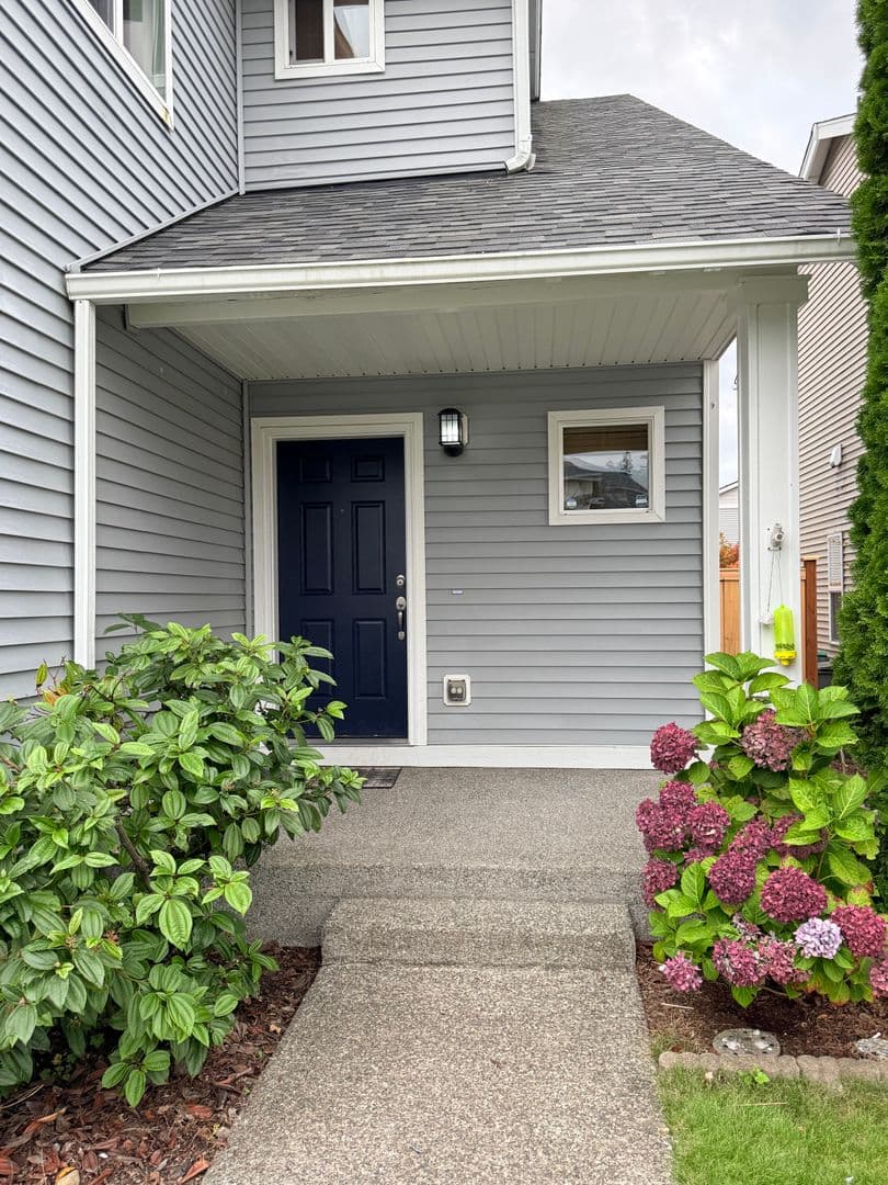 Port Orchard House: 4250 Swift Ave SW