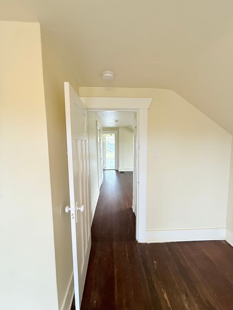 Bremerton Apartment: 1747 6th St.
